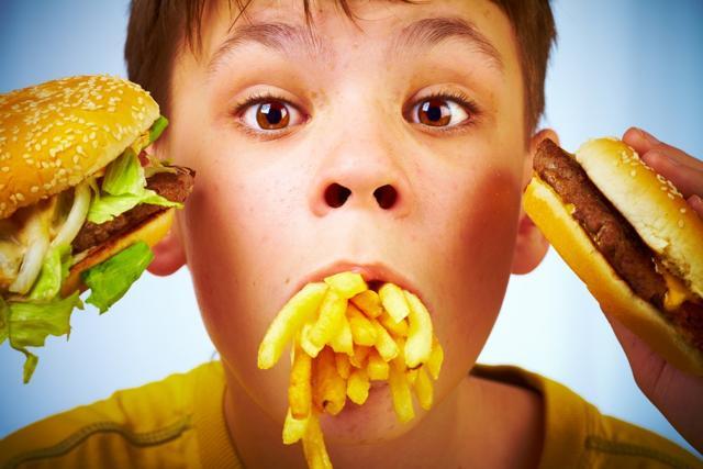 Brain circuits that support attention and self-regulation showed the greatest activation in lean/low-risk adolescents. (Shutterstock)