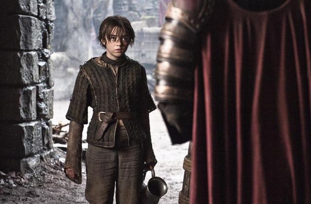 2. Arya Stark's New Look: Blonde Hair and a New Attitude - wide 7