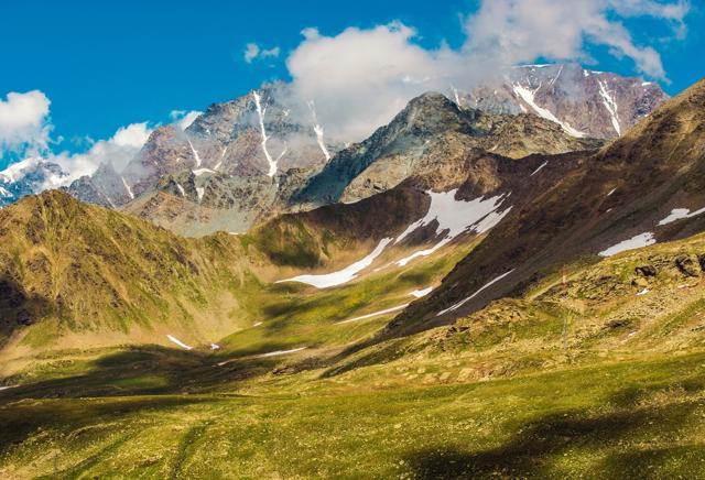 The scenic St Bernard Pass in the Alps, Switzerland. (Shutterstock) The scenic St Bernard Pass in the Alps, Switzerland. (Shutterstock)