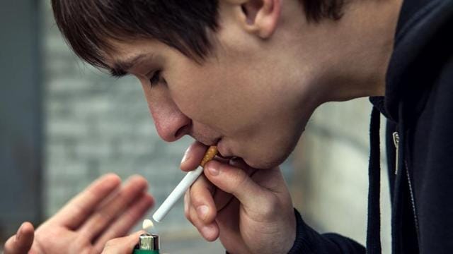 addicted to cigarettes Addicted to cigarettes? The latest research on smoking will shock you into  quitting