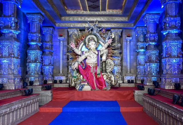 Flutes, playtops, chataai for Ganpati decoration in Thane