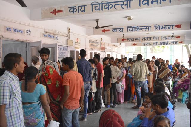 The district hospital is the oldest government hospital in Ghaziabad and is visited by thousands of patients on a daily basis. (HT Photo) The district hospital is the oldest government hospital in Ghaziabad and is visited by thousands of patients on a daily basis. (HT Photo)