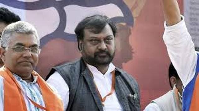 BJP state president Dilip Ghosh (left) also termed the silence of the Trinamool Congress chief as ‘unacceptable.’ (HT Photo) BJP state president Dilip Ghosh (left) also termed the silence of the Trinamool Congress chief as ‘unacceptable.’ (HT Photo)