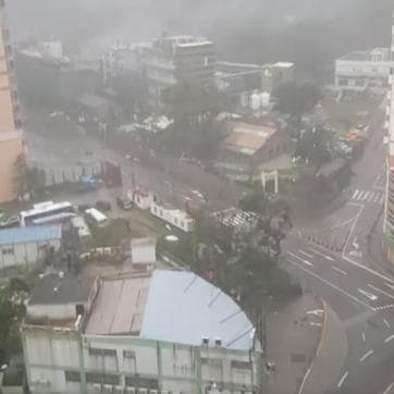 A storm batters a street in Macau during Typhoon Hato, in this still image taken from social media video obtained by Reuters August 24, 2017. (Deo Carmel Viste/via REUTERS ) A storm batters a street in Macau during Typhoon Hato, in this still image taken from social media video obtained by Reuters August 24, 2017. (Deo Carmel Viste/via REUTERS )