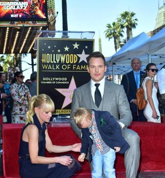 File photo taken on April 21, 2017 shows actor Chris Pratt with his wife, Anna Faris, and son pose on Pratt's Hollywood Walk of Fame Star in Hollywood, California. (AFP)