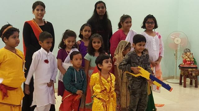 The residents of Sky Lounge, Kalyaninagar , organised several cultural programmes. (HT PHOTO)