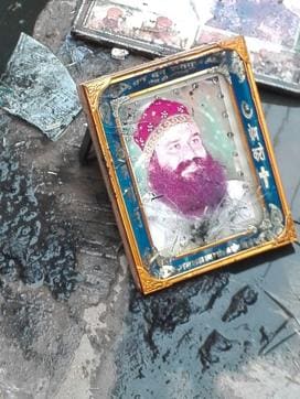 The photos of Gurmeet Ram Rahim Singh choked water flow in Sriganganagar. (HT Photo) The photos of Gurmeet Ram Rahim Singh choked water flow in Sriganganagar. (HT Photo)