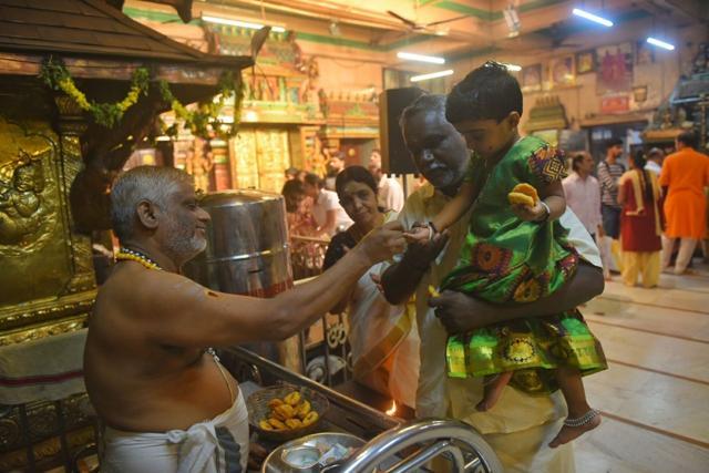 People visit a temple at Matunga. (HT) People visit a temple at Matunga. (HT)