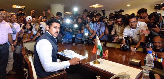 Minister of State (I/C) for Youth Affairs & Sports Rajyavardhan Singh Rathore taking office at Sports Ministry in New Delhi. (Raj K Raj / HT Photo) Minister of State (I/C) for Youth Affairs & Sports Rajyavardhan Singh Rathore taking office at Sports Ministry in New Delhi. (Raj K Raj / HT Photo)