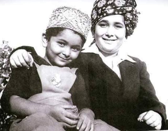 Rishi Kapoor and Randhir Kapoor. Rishi Kapoor and Randhir Kapoor.