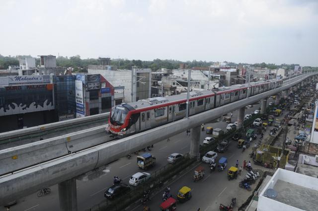 The Lucknow metro near Alambagh area after it was flagged off by Union Home Minister Rajnath Singh and Chief Minister of Yogi Adityanath. (HT PHOTO) The Lucknow metro near Alambagh area after it was flagged off by Union Home Minister Rajnath Singh and Chief Minister of Yogi Adityanath. (HT PHOTO)