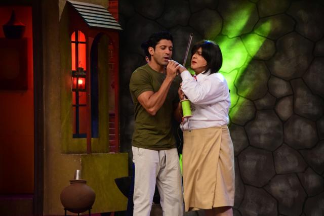 Farhan Akhtar with Ali Asgar during the promotion of Lucknow Central on the sets of Comedy Dangal. (IANS) Farhan Akhtar with Ali Asgar during the promotion of Lucknow Central on the sets of Comedy Dangal. (IANS)