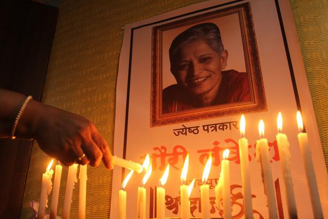 Thane journalists pay tributes to Gauri Lankesh on Wednesday. (Praful Gangurde/HT Photo) Thane journalists pay tributes to Gauri Lankesh on Wednesday. (Praful Gangurde/HT Photo)