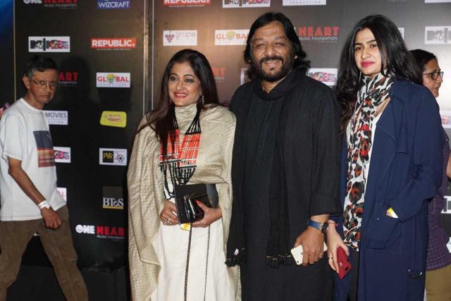 Singer Roop Kumar Rathod along with his wife Sunali Rathod and daughter Reewa Rathod during the premiere of A.R. Rahman One Heart - A Concert Film. (Prodip Guha)