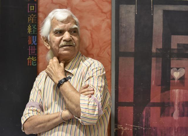 Veteran designer Sudharshan Dheer at his studio in Mumbai. (Kunal Patil/HT Photo)