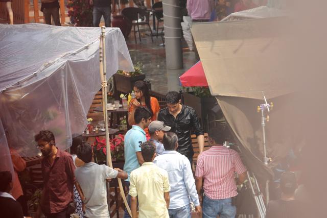 Rakul Preet Singh and Sidharth both get soaked for the scene. (Photo: Manoj Verma/HT)