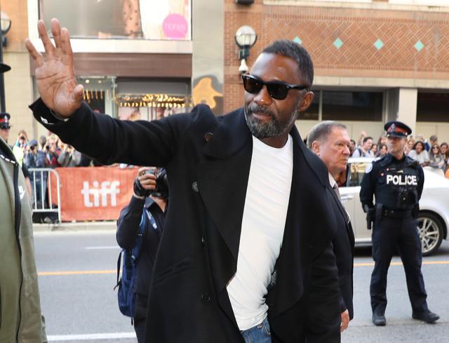 Actor Idris Elba attends the premiere of the film Molly's Game at Toronto International Film Festival (TIFF) in Toronto, September 8, 2017. (REUTERS) Actor Idris Elba attends the premiere of the film Molly's Game at Toronto International Film Festival (TIFF) in Toronto, September 8, 2017. (REUTERS)