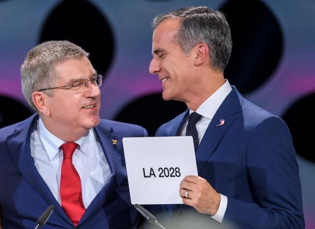 Los Angeles had hosted the Olympic Games in 1984 and they had worked out an arrangement with Paris to host the 2028 edition. (AFP) Los Angeles had hosted the Olympic Games in 1984 and they had worked out an arrangement with Paris to host the 2028 edition. (AFP)