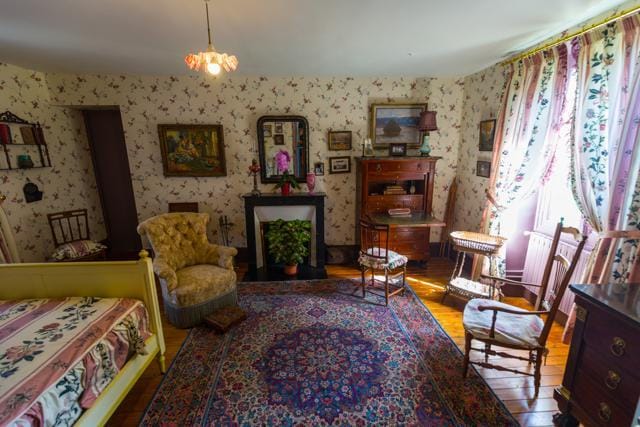 The interior of Claude Monet’s home in Giverny. (Shutterstock)