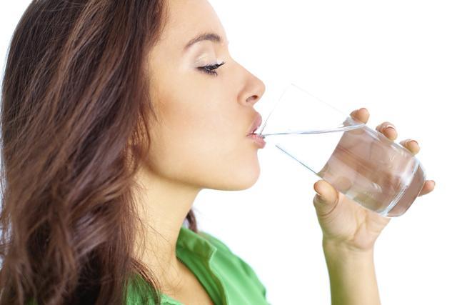 Make sure you stay hydrated when exercising. (Shutterstock) Make sure you stay hydrated when exercising. (Shutterstock)