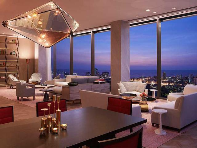 Worli’s Four Seasons Residences come with fully furnished kitchen and 24X7 concierge services. Worli’s Four Seasons Residences come with fully furnished kitchen and 24X7 concierge services.