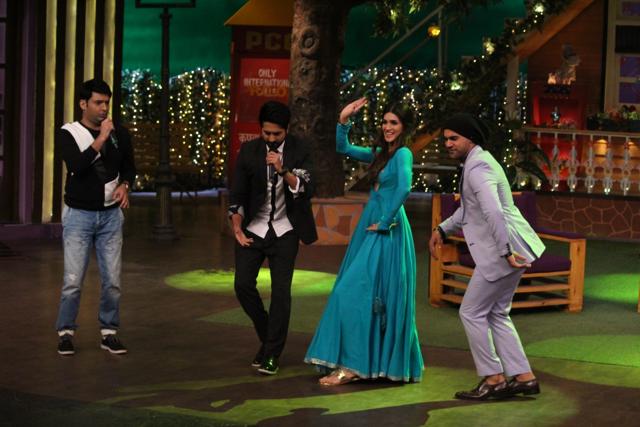 Kriti Sanon, Ayushmann Khurrana and Rajkummar Rao along with Kapil Sharma during the promotion of Bareilly Ki Barfi on the set of The Kapil Sharma Show. (IANS) Kriti Sanon, Ayushmann Khurrana and Rajkummar Rao along with Kapil Sharma during the promotion of Bareilly Ki Barfi on the set of The Kapil Sharma Show. (IANS)