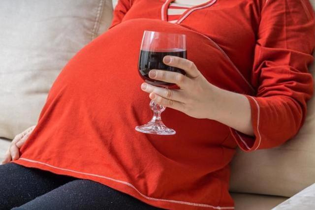 Just because evidence for potential health risks associated with light drinking was not found in the new paper, that does not mean that there are no risks at all. (Shutterstock) Just because evidence for potential health risks associated with light drinking was not found in the new paper, that does not mean that there are no risks at all. (Shutterstock)