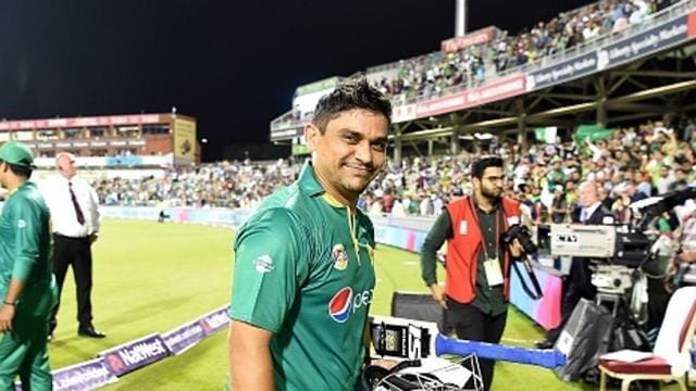 Khalid Latif returns to the pavillion after winning the T20 international cricket match between England and Pakistan at Old Trafford, in Manchester, on September 7, 2016. (AFP/Getty Images) Khalid Latif returns to the pavillion after winning the T20 international cricket match between England and Pakistan at Old Trafford, in Manchester, on September 7, 2016. (AFP/Getty Images)