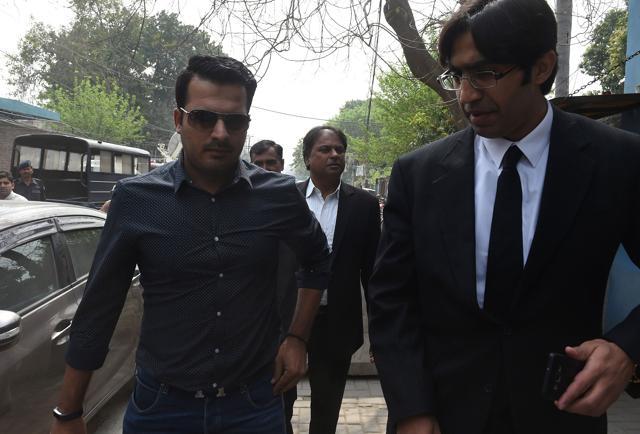 Suspended Pakistani cricketer Sharjeel Khan (L) arrives with his lawyer at Pakistan's Federal Investigation Agency (FIA) to record his statement in Lahore on March 21, 2017. The Pakistan Cricket Board (PCB) had provisionally suspended Sharjeel Khan, Khalid Latif, Mohammad Irfan, Shahzaib Hasan and Nasir Jamshed on charges linked to spot-fixing and failure to report approaches by bookmakers during the 2017 Pakistan Super League. (AFP) Suspended Pakistani cricketer Sharjeel Khan (L) arrives with his lawyer at Pakistan's Federal Investigation Agency (FIA) to record his statement in Lahore on March 21, 2017. The Pakistan Cricket Board (PCB) had provisionally suspended Sharjeel Khan, Khalid Latif, Mohammad Irfan, Shahzaib Hasan and Nasir Jamshed on charges linked to spot-fixing and failure to report approaches by bookmakers during the 2017 Pakistan Super League. (AFP)