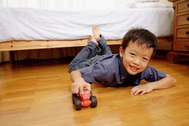 The study found that when it came to relationships, boys were consistently viewed as being the ones allowed to take the first step. (Shutterstock) The study found that when it came to relationships, boys were consistently viewed as being the ones allowed to take the first step. (Shutterstock)