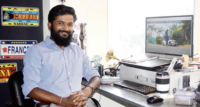 Anurag Vyawahare, founder, A9RAG Photography says his social circle in the area moved him to go it alone. (RAVINDRA JOSHI/HT PHOTO) Anurag Vyawahare, founder, A9RAG Photography says his social circle in the area moved him to go it alone. (RAVINDRA JOSHI/HT PHOTO)