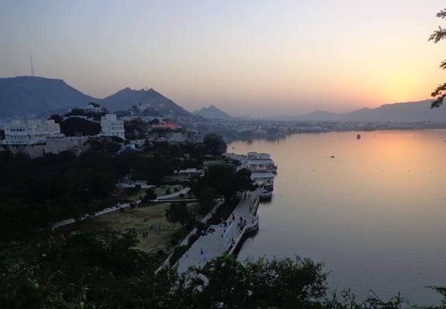 View of Baradari and the lake near Daulat Bagh. (FB/Ajmer page) View of Baradari and the lake near Daulat Bagh. (FB/Ajmer page)