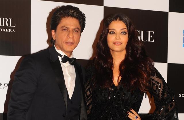 Shah Rukh Khan and Aishwarya Rai Bachchan on the red carpet of Vogue Women Of The Year 2017 in Mumbai on Sunday. (IANS) Shah Rukh Khan and Aishwarya Rai Bachchan on the red carpet of Vogue Women Of The Year 2017 in Mumbai on Sunday. (IANS)