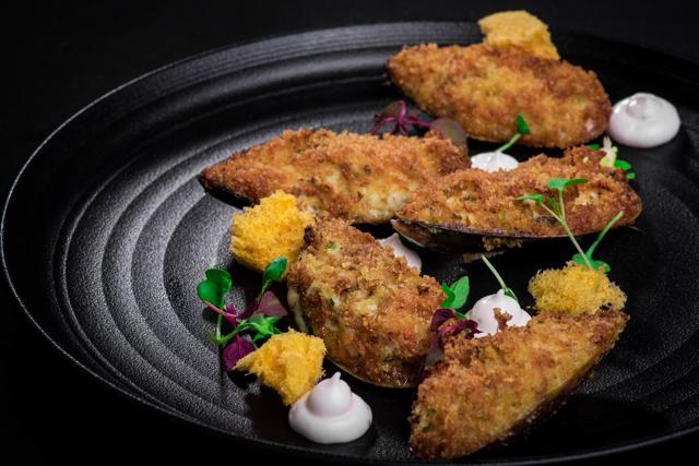 The mid night menu will include some classic Italian comfort food such as home-made pastas, starters like Truffle Potatoes with Cheese, Sorriso wings (HTPHOTO)