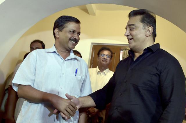 Actor Kamal Haasan shaking hands with Aam Aadmi Party (AAP) chief and Delhi Chief Minister Arvind Kejriwal during a press conference after a meeting at his residence in Chennai on Thursday. (PTI) Actor Kamal Haasan shaking hands with Aam Aadmi Party (AAP) chief and Delhi Chief Minister Arvind Kejriwal during a press conference after a meeting at his residence in Chennai on Thursday. (PTI)