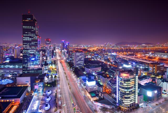 The index revealed spending trends in some of the top 20 destination cities. For example, visitors to Seoul, Korea, spend the most on shopping (57%). (Shutterstock) The index revealed spending trends in some of the top 20 destination cities. For example, visitors to Seoul, Korea, spend the most on shopping (57%). (Shutterstock)