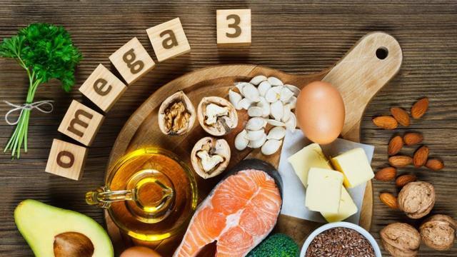 Eat foods that are rich in Omega-3 fatty acids such as salmon and tuna and flaxseeds. (Shutterstock)