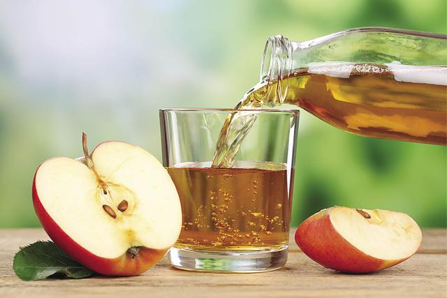A glass of apple juice has more sugar than a glass of Coke A glass of apple juice has more sugar than a glass of Coke