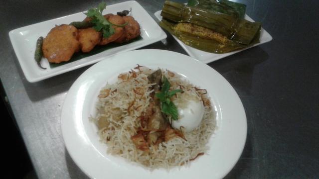 Guest chef Susanta Kumar Dey from Kolkata will present Mutton Chop, Jhal Muri, Aloo Poshto, Begun Bhaaja, Machher Jhol (HTPHOTO)