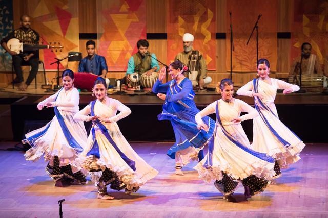 A dance performance at the Independence Gala 2017 show at Southbank Centre in London on October 4, 2017. (HT Photo) A dance performance at the Independence Gala 2017 show at Southbank Centre in London on October 4, 2017. (HT Photo)