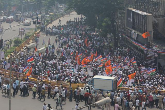 Supporters from across the state gathered near Metro Cinema. (Pratik Chorge/HT) Supporters from across the state gathered near Metro Cinema. (Pratik Chorge/HT)