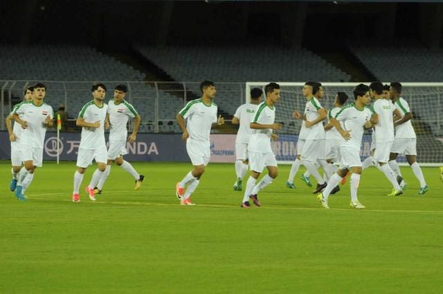 Mexico football team players practising ahead of their FIFA U-17 World Cup encounter. (HT PHOTO/SAMIR JANA)
