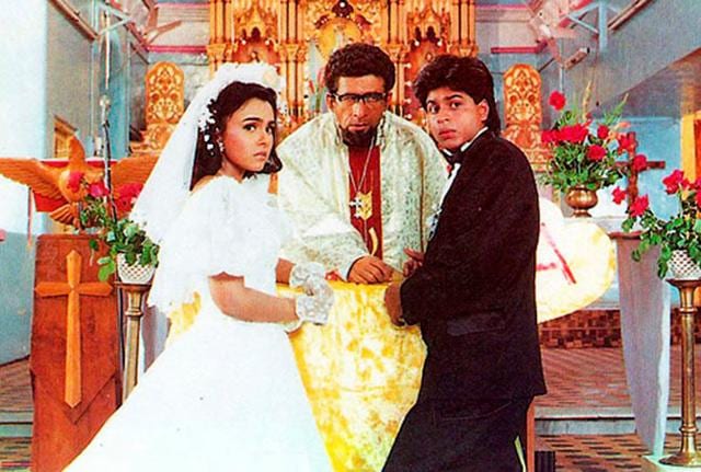 Suchitra Krishnamoorthy, Naseerudin Shah and Shah Rukh Khan in a still from Kabhi Haan Kabhi Naa.