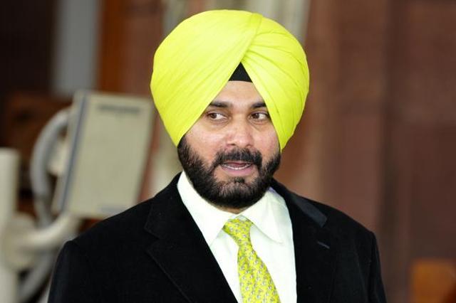 “Pehlan Akali nillian puggan karke jaane jande si, hunn nilian filman karke” (Akali were earlier known for blue turbans and now for blue (porn) films),” he said. (HT File ) “Pehlan Akali nillian puggan karke jaane jande si, hunn nilian filman karke” (Akali were earlier known for blue turbans and now for blue (porn) films),” he said. (HT File )