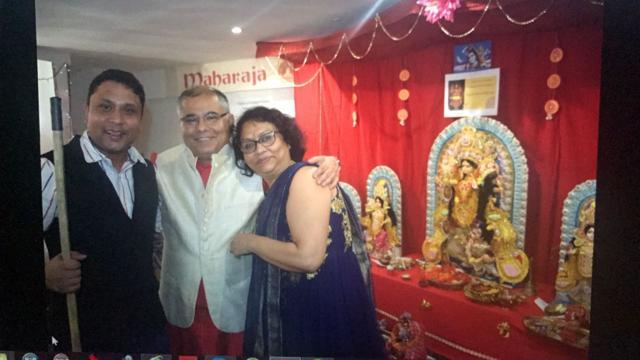 Aparajita Dutta (right) with her husband Prabal Dutta and son Anindya at the venue. (Photo courtesy Aparajita Dutta)