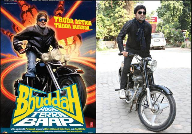 Gajraj Singh Rathore, a member of Players — the theatre society of Kirori Mal College — poses as Amitabh Bachchan’s character from the film Bhuddah Hoga Tera Baap. (Prabhas Roy/HT Photo)