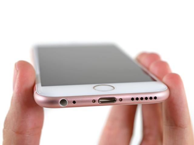 The 3.5mm jack is old but good technology The 3.5mm jack is old but good technology