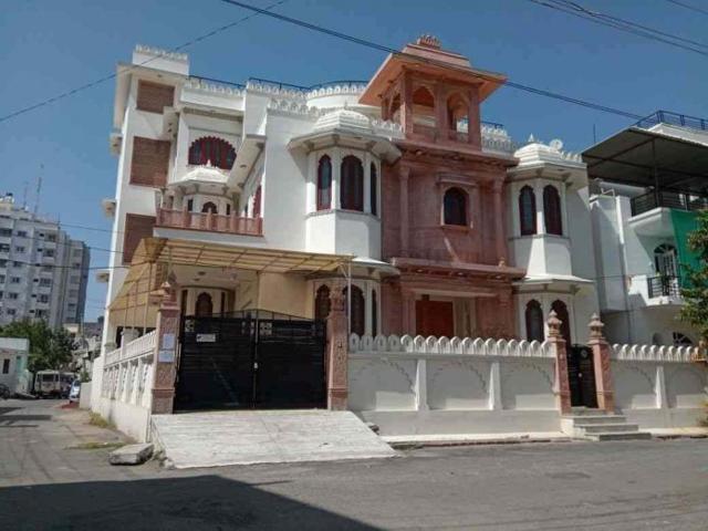 Officials of the finance company sealed Dangi’s house on Monday. (HT PHOTO)