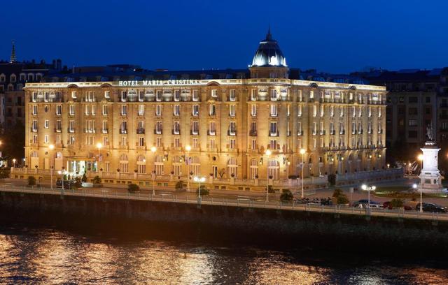 The Maria Cristina. The Maria Cristina.