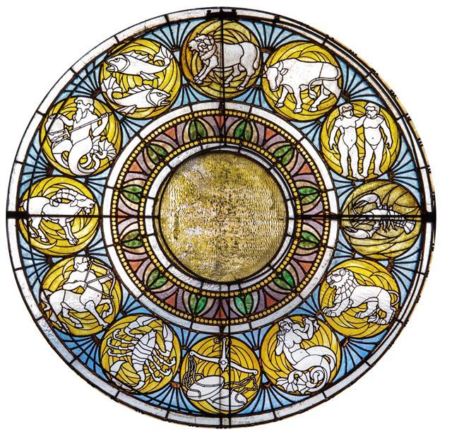 The glass window of the Windbreak Door of the former Lederer Palace . (Photo courtesy Hungarian Information and Cultural Centre) The glass window of the Windbreak Door of the former Lederer Palace . (Photo courtesy Hungarian Information and Cultural Centre)